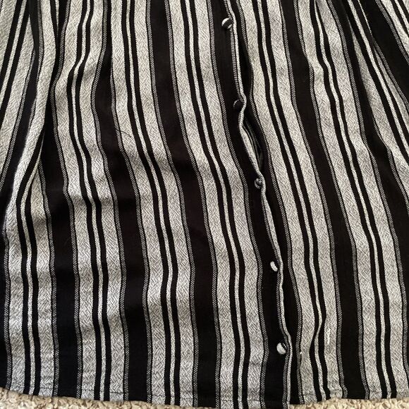 VOLCOM True To This Mini Dress M Ruffle Sleeve Stripes Sexy Babydoll button up - Picture 6 of 9